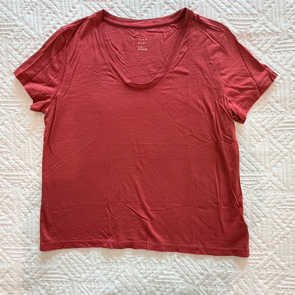 Lot of 5 Target a new day Mossimo V-Neck Tee Multipack - Black, Blue, Gray & Red